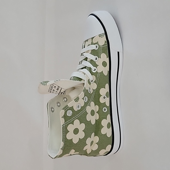 Classic Canvas Ankle Sneakers With Flower Print - Picture 8 of 8